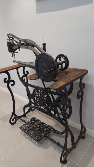 Máquina Zapatero para Coser Cuero