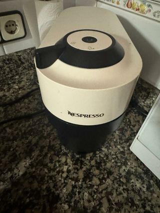 Cafetera Nespresso Vertuo Pop Krups XN920110