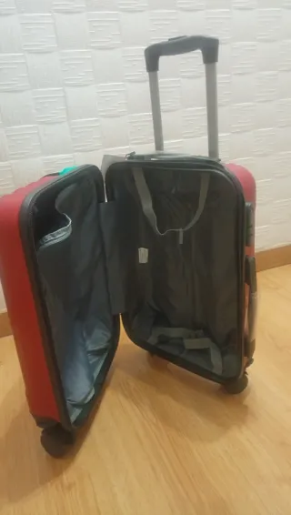 Maleta y Neceser de Viaje