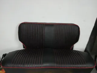 Asientos Seat 600 E  Negro/Rojo