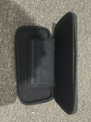 Nintendo Switch Azul y Rojo + FIFA 23