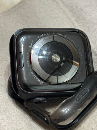 Apple Watch 5 Nike GPS 44mm Space Gray