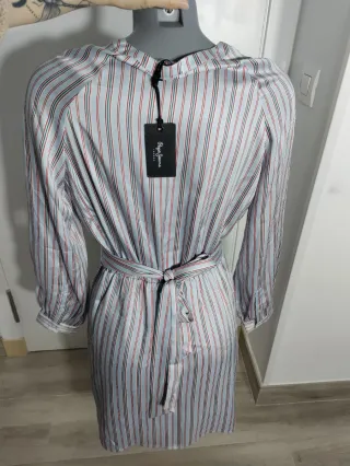Vestido Pepe Jeans a rayas con cinturón – NUEVO