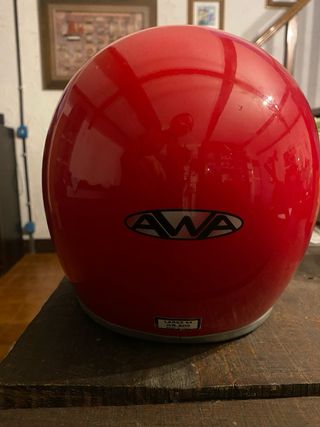 Casco rosso per bambino AWA