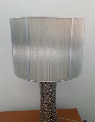 Lámpara de mesa moderna salón