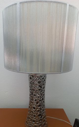 Lámpara de mesa moderna salón