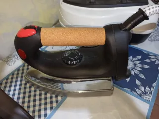 Centro de planchado a presión