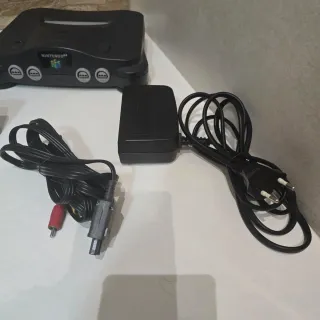 Nintendo 64 Consola + 2 Mandos y 2 Juegos