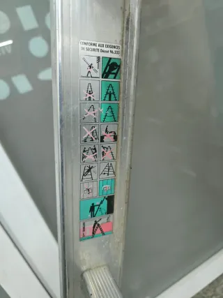 Escalera de aluminio 3 tramos