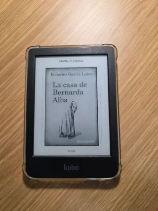 Kobo Clara BW - Lector Ebook Negro con funda