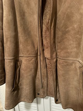 Abrigo de piel marrón