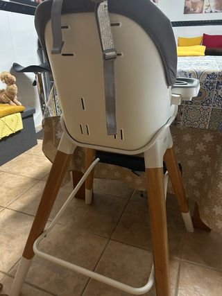 Cadeira de Refeição Cinza e Madeira