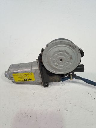 MOTOR ELEVALUNAS DELANTERO DERECHO KIA SORENTO 636517