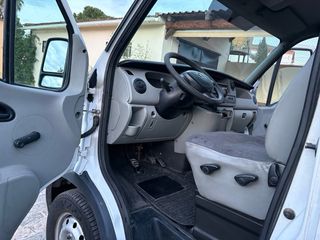 Nissan Interstar 2008