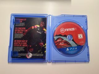 PS4 Negra + Mando + FIFA 20