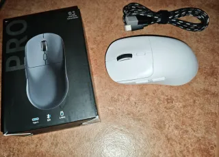 Ratón ultraligero PRO