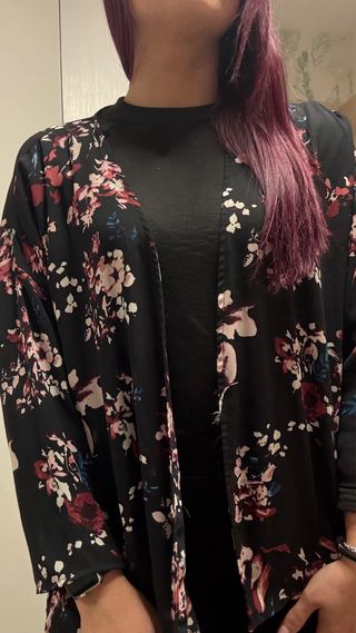 Blusa floral negra multicolor