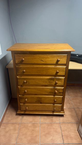 Cómoda de madera con 6 cajones