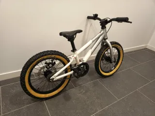 Bicicleta Commencal Ramones 16