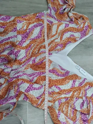 Vestido Vila cruzado estampado con cinturón T40