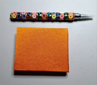 Agenda y bolígrafo decorados fantasía