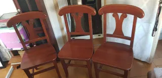 Juego de 4 sillas de comedor de madera