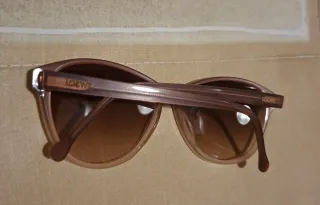 Gafas de sol LOEWE para mujer.