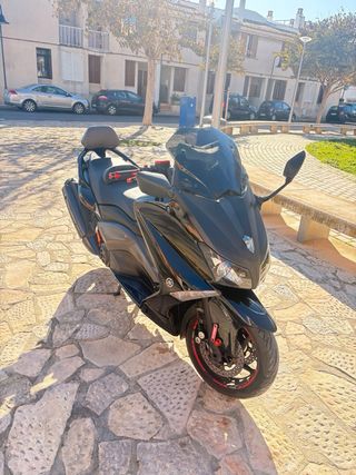 Yamaha TMAX 530 Negra Automática