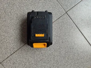 Batteria DeWalt 18V XR Li-Ion 3.0Ah