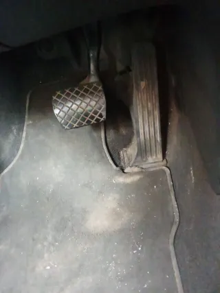 Volkswagen Touran gris