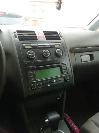 Volkswagen Touran gris