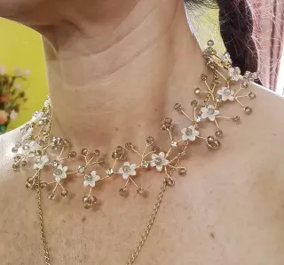 Conjunto collar y pendientes artesanal