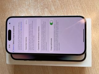 iPhone 14 Pro Morado