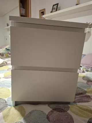 Mesita de noche Ikea blanca