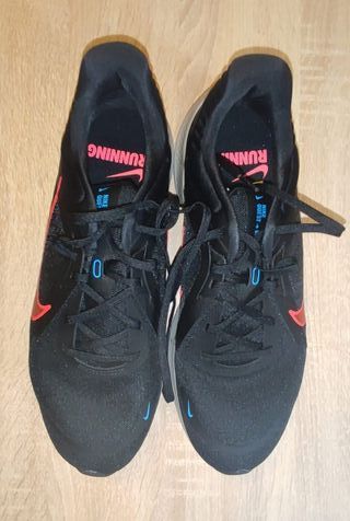 Zapatillas Nike Running Negras Rojas Nuevas