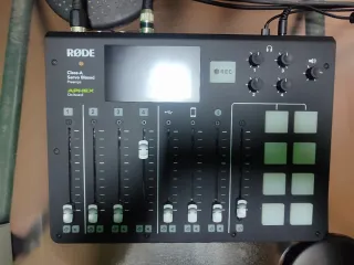 Rode Podcaster Rodecaster Pro
