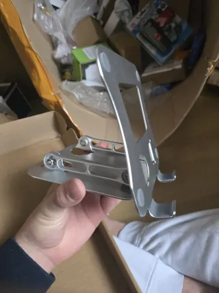 Suporte para tablet e portátil