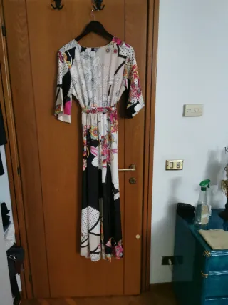 Vestito lungo fantasia floreale