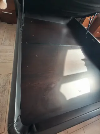 Canapé tapizado de 140x200