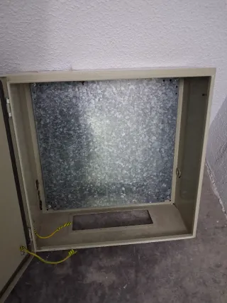 Armario/Cuadro Eléctrico Metálico