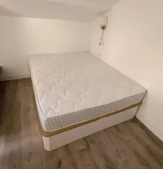 Colchón y base de cama