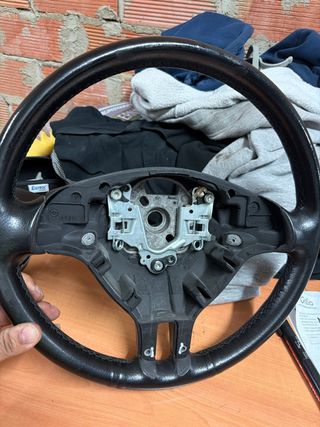 Volante BMW E46 Cuero