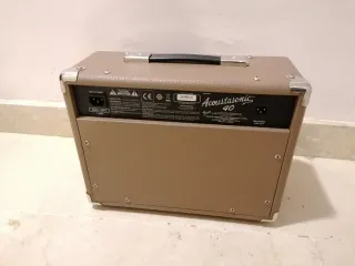 Fender Acoustasonic 40