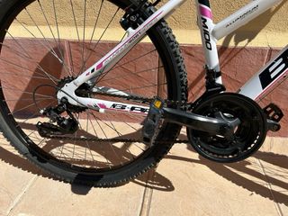 Bicicleta B-Pro Blanca y Rosa