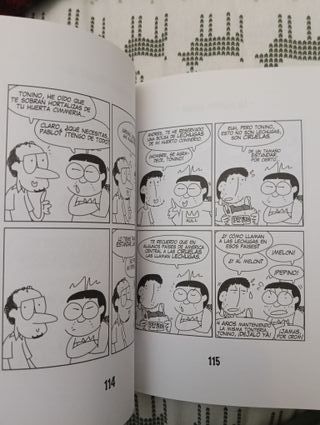 Comic ¡Por Crom! aventuras de un heavy rolero