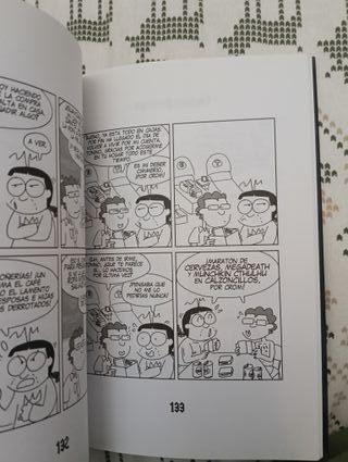 Comic ¡Por Crom! aventuras de un heavy rolero