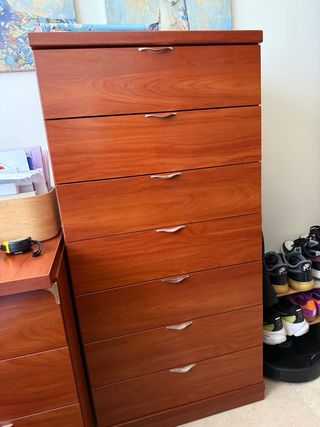 Escritorio esquinero de madera con cajonera extra