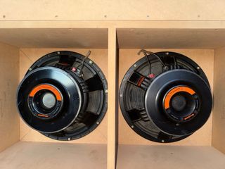 4 Woofer Graves 15 pulgadas JBL SELENIUM 2200w