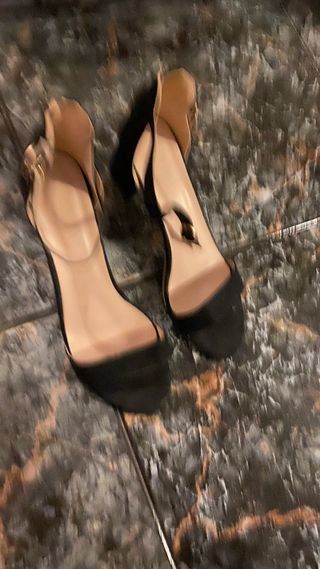 Sandalias de tacón negras