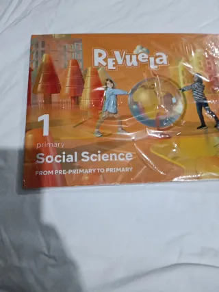 Social Science. 1 Primaria. Revuela. Comunidad ...